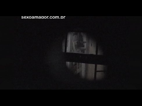 ❤️ Sarışın, içi boş tuğlaların arkasına gizlenmiş bir mahalle röntgencisi tarafından gizlice videoya alınır ❤ Seks videosu tr.mumsp.ru ❌